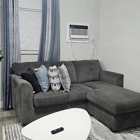 Big Tv Apartment 5 Miles From Hard Rock Casino Hollywood Exterior foto